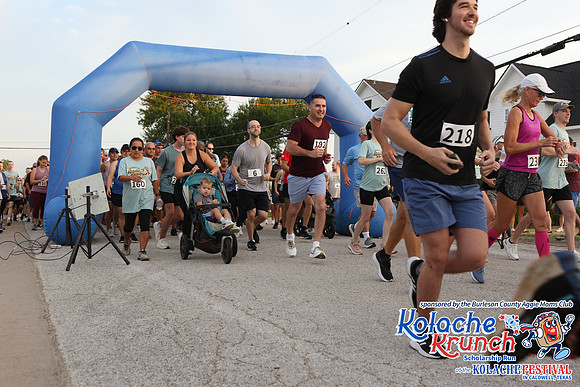 20240914Kolache5kF-8571