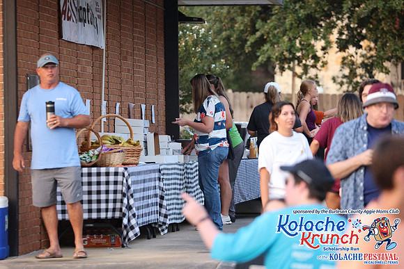 20240914Kolache5kB-5600