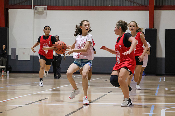 2024072GirlsGame2-8154