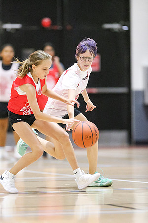 2024072GirlsGame2-9509