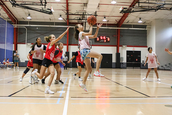 2024072GirlsGame2-8140