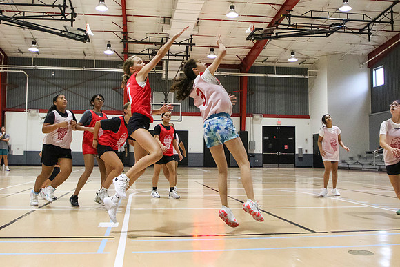 2024072GirlsGame2-8142