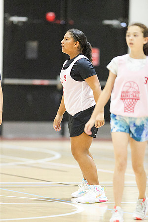 2024072GirlsGame2-9184