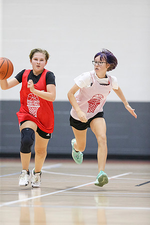 2024072GirlsGame2-9287