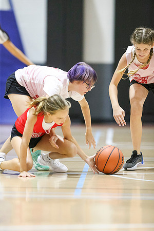 2024072GirlsGame2-9478