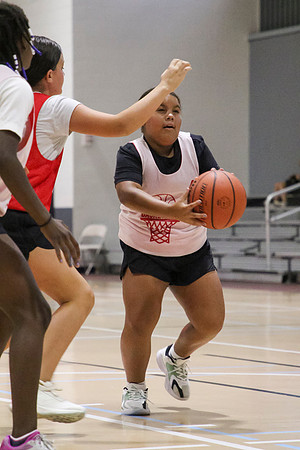 2024072GirlsGame2-8194