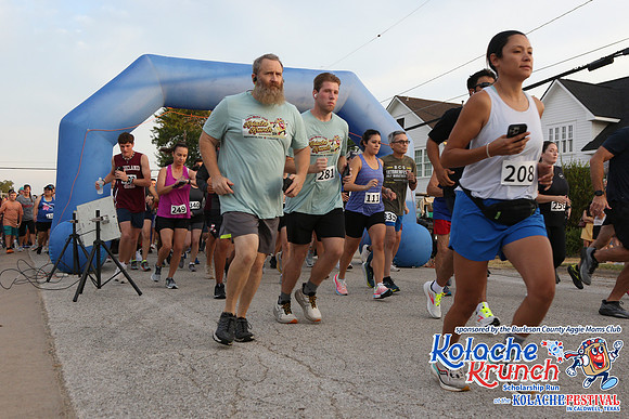 20240914Kolache5kF-8561