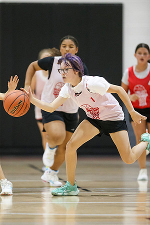 2024072GirlsGame2-9465