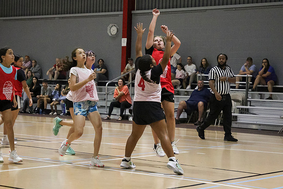 2024072GirlsGame2-8006