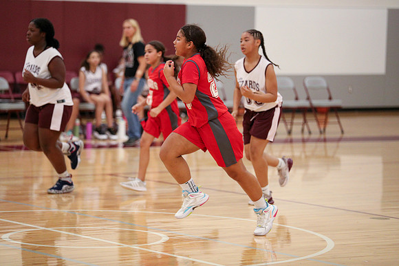 20241204ChisolmGBBallATeam-7057