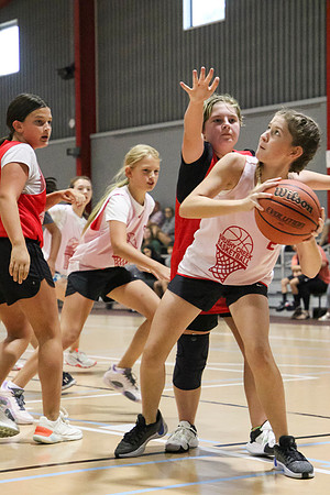 2024072GirlsGame2-8212