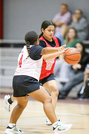 2024072GirlsGame2-9198