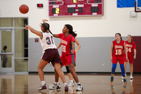 20241204ChisolmGBBallATeam-7302