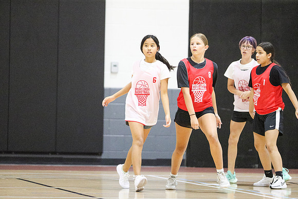 2024072GirlsGame2-9129