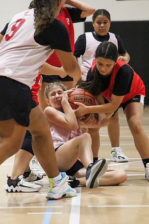 2024072GirlsGame2-8298