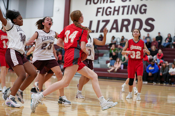 20241204ChisolmGBBallATeam-7565