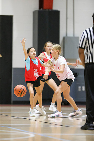 2024072GirlsGame2-9278