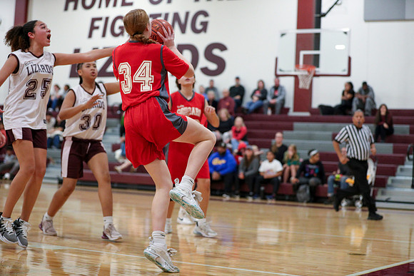 20241204ChisolmGBBallATeam-7568