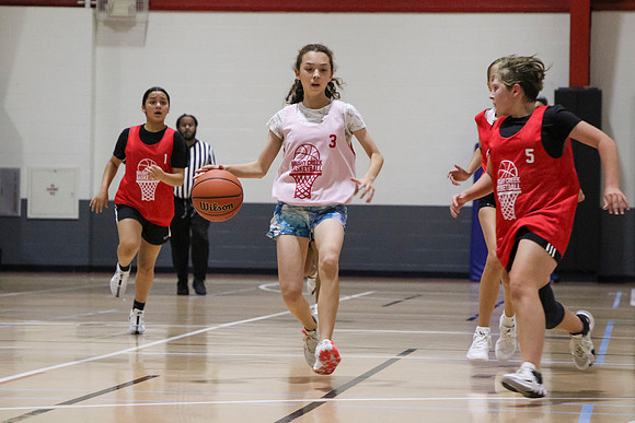 2024072GirlsGame2-8153
